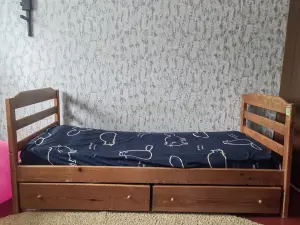 Двухъярусная кровать
