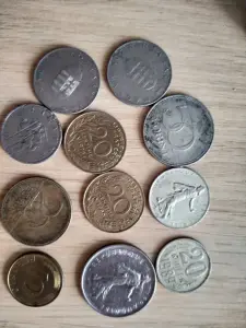 Продам старинные монеты