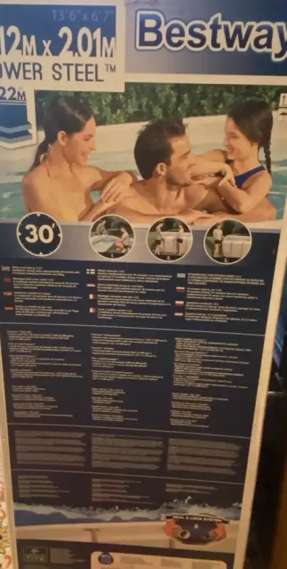 Каркасный бассейн фирмы Bestway. Новый.