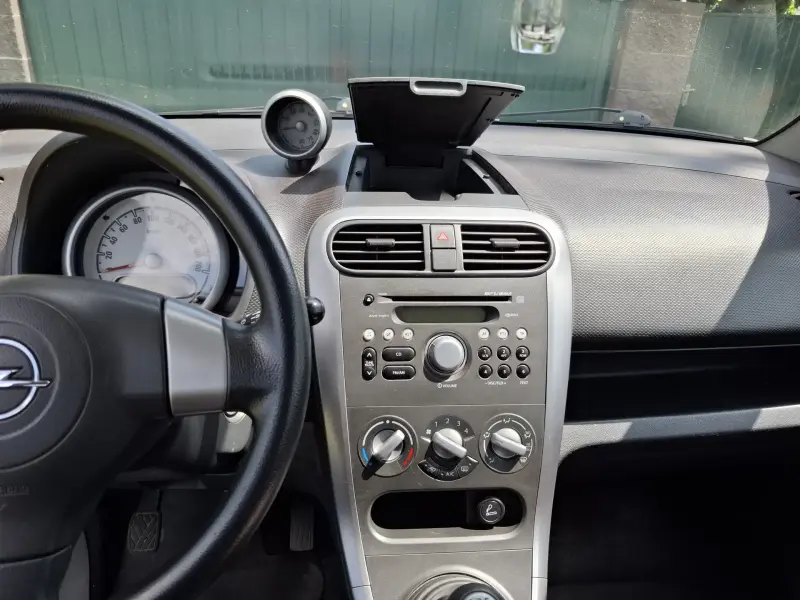 Легковые автомобили