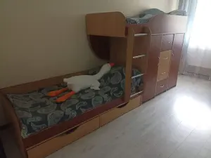 Двухярусная кровать