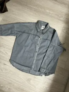 Джинсовка Zara 42-44