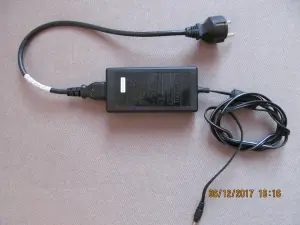 Блок питания ( сетевой адаптер ) для ноутбука, модель HP  L1940-80001  24v  1.5A