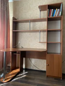 Стол письменный