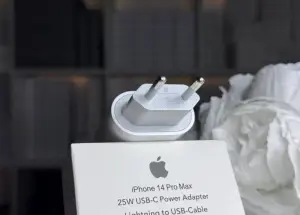 Зарядка на IPhone (Apple) блок+зарядка
