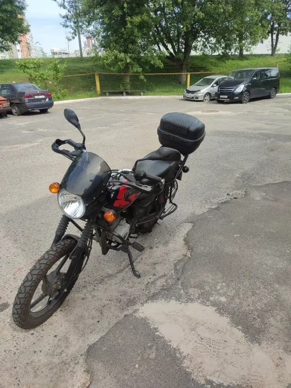 Мотоцикл Bajaj Boxer 125