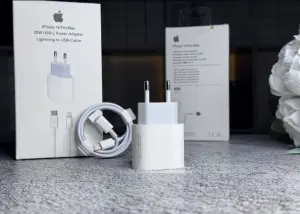 Зарядка на IPhone (Apple) блок+зарядка