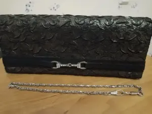 Сумка клатч на цепочке