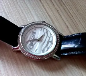 ПРОДАМ Часы женские Just Cavalli