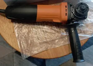 Болгарка (УШМ) Razz AG-710KR (710 Вт/125 мм)