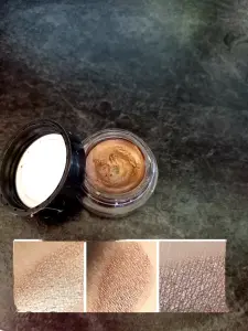 ПРОДАМ Декоративную косметику