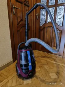 Пылесос Samsung VCC885HH3P/XEV. Экстремально мощный 2200 вт.