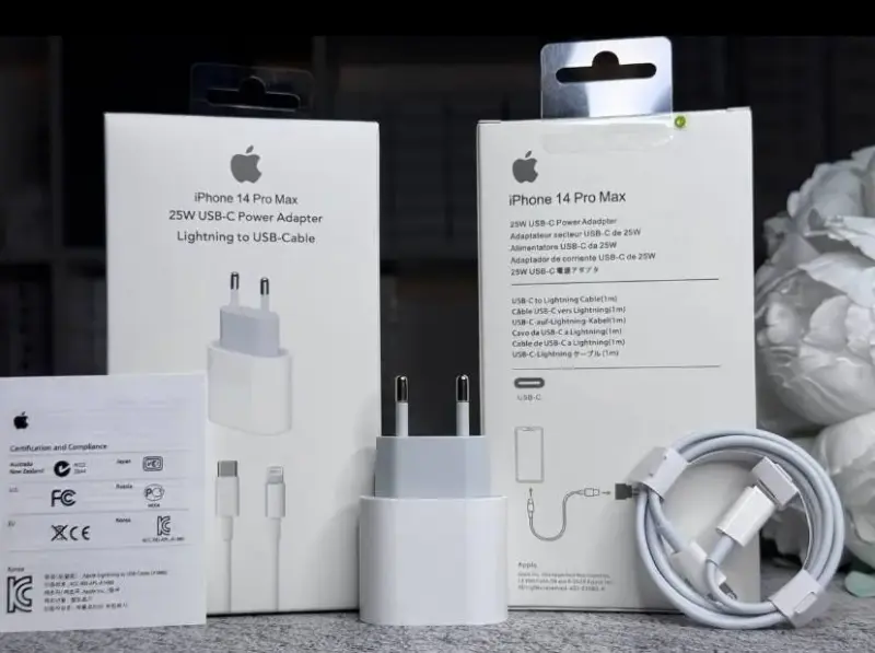 Зарядка на IPhone (Apple) блок+зарядка