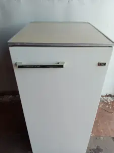 Холодильник небольшой компактный