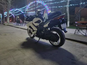 HONDA VFR 800