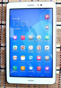 Планшет Huawei MediaPad T1 8.0 8GB (3G) с оригинал. зарядным