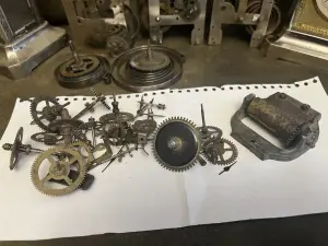 Часы каретные Юнганс . С мелодией