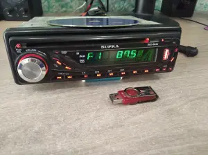 Автомагнитола  Supra