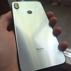 Xiaomi Redmi Note 7 телефон
