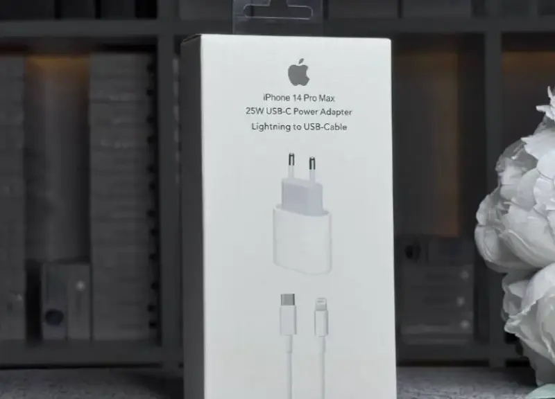 Зарядка на IPhone (Apple) блок+зарядка