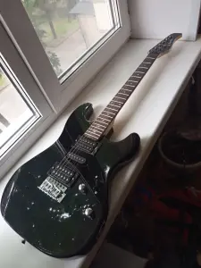 Superstrat новый гитара