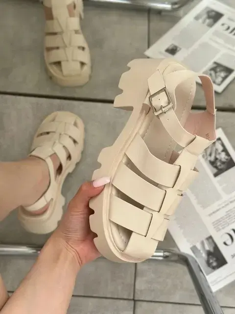 Босоножки