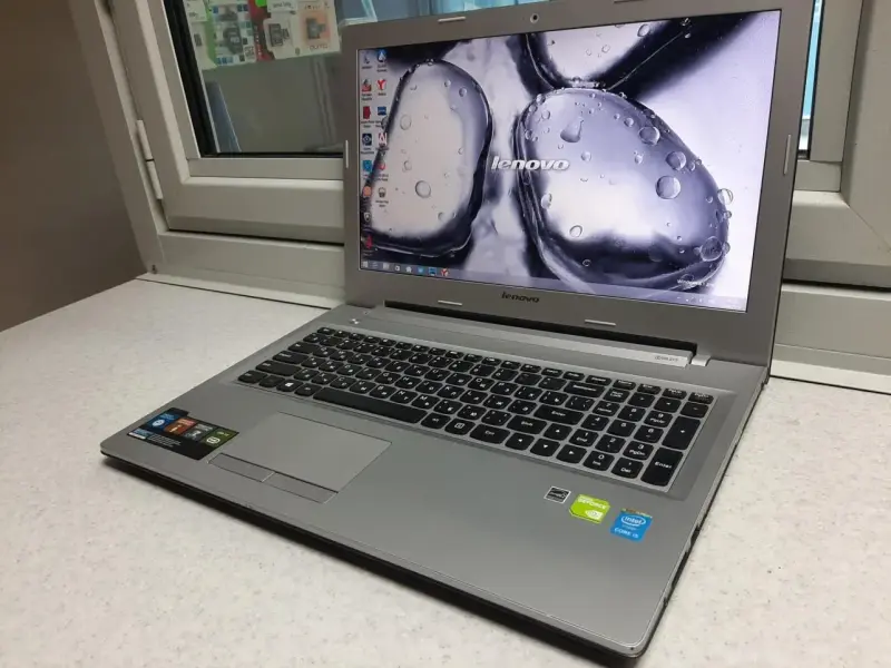 Ноубук