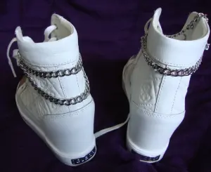 Сникеры ТМ GUESS