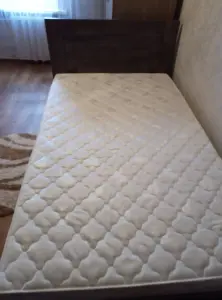 Кровать