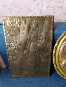 Чеканки и гипсовый барельеф