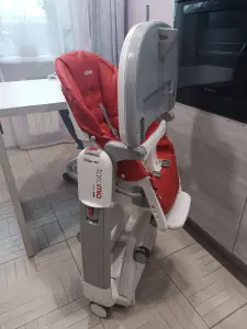 Стульчик для кормления Peg Perego Tatamia