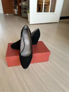 Туфли женские