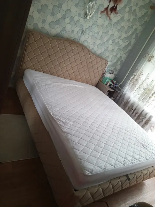 Двухспальная кровать