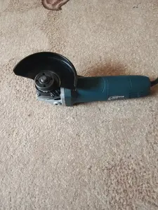 Болгарка Bosch