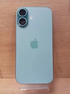 Смартфон Apple iPhone 16 128GB (а.89-009971)