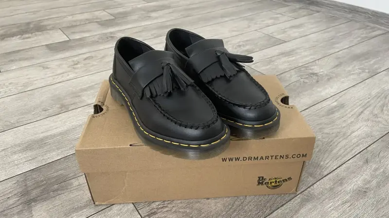 Низкие ботинки Dr. Martens