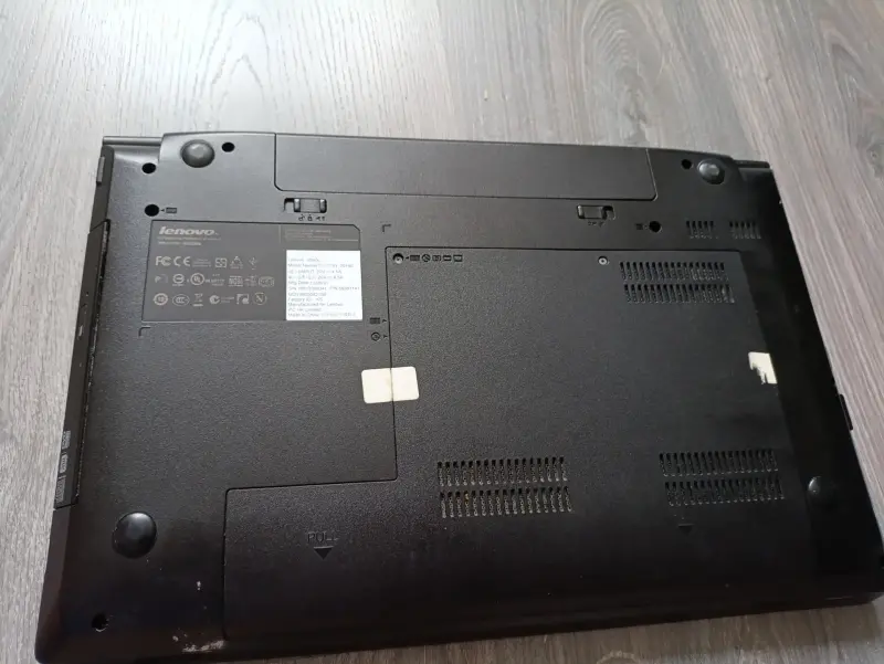 Ноутбук lenovo v580c