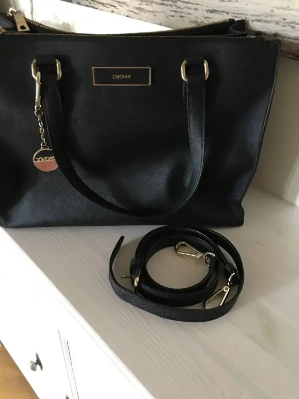 Сумка-тоут женская - DKNY saffiano, large