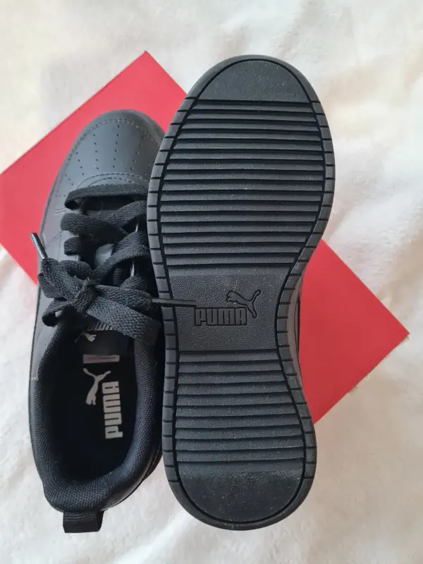 Полуботинки для школьника 35.5 р. Puma Rickie JR Black (новые) иск.кожа