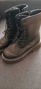 Новые ботинки