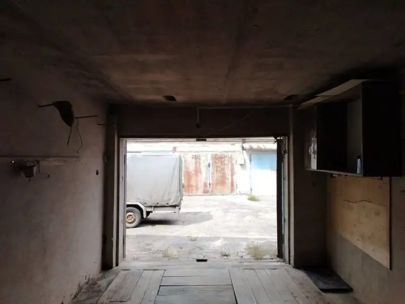 Гараж