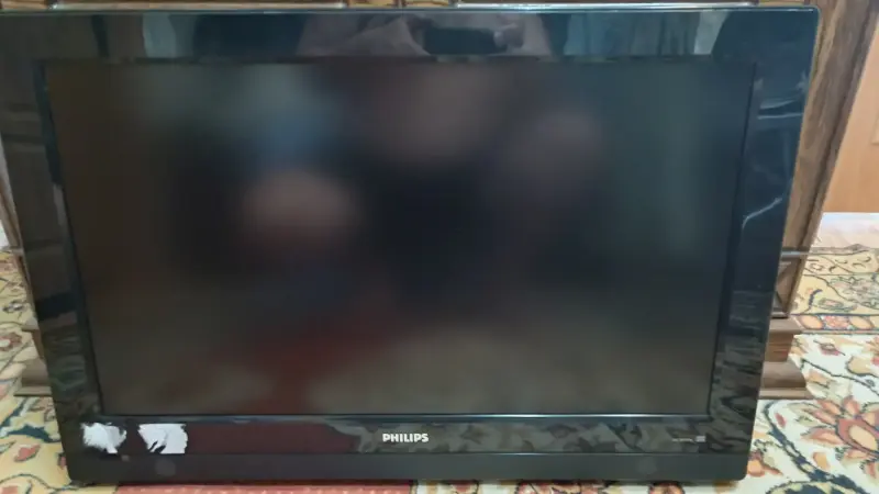Телевизор ЖК Philips 32PFL3312/10