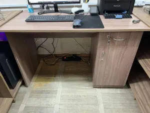 Стол письменный