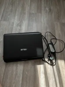 Ноутбук ASUS