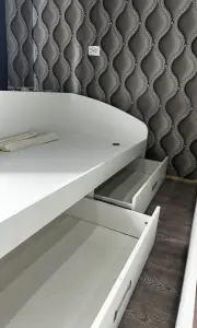 Кровать