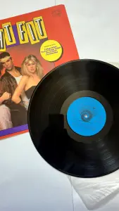 Винидовая пластинка Tight Fit