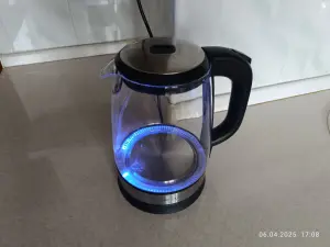 Электрический стеклянный чайник Sencor SWK 2080BK. Мощность 2200 вт.