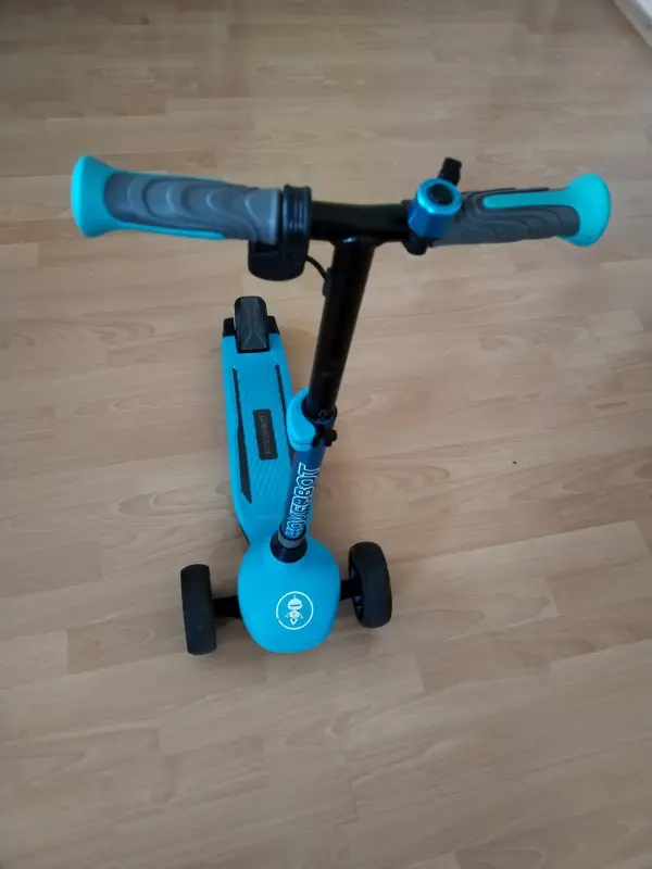 Детский электросамокат hoverbot