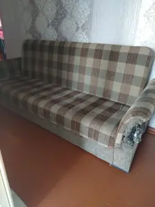 Диван,