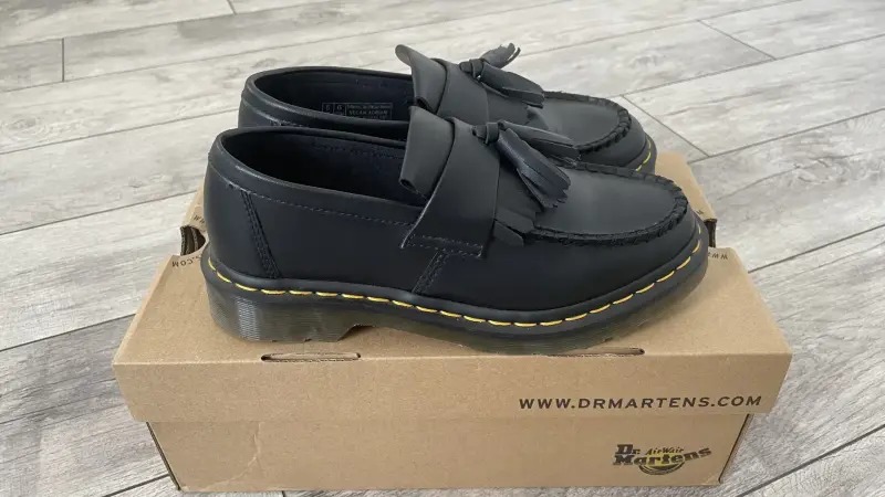Низкие ботинки Dr. Martens